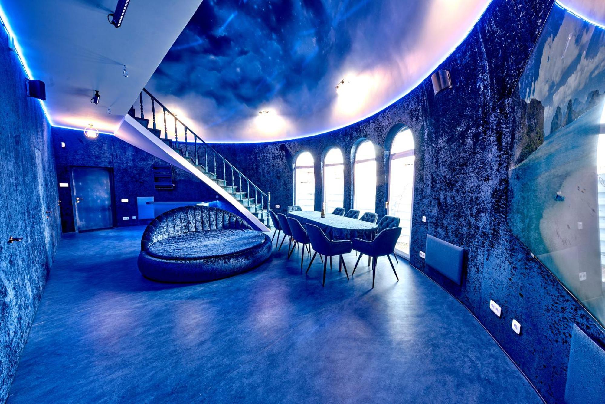 Domeparty: Exclusive Dome House for Events Guest House Petropavlovskaya Borshchagovka Exterior photo